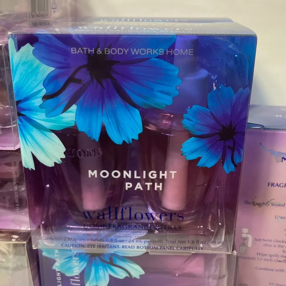 DAMAGED Bath & Body Works Wallflowers Moonlight Path 8-2 Packs DISCONTINUED